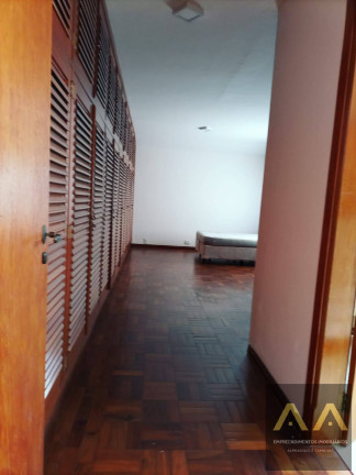 Imagem Casa com 3 Quartos à Venda, 300 m² em Alphaville - Barueri Imagem Casa com 3 Quartos à Venda, 300 m² em Alphaville - Barueri