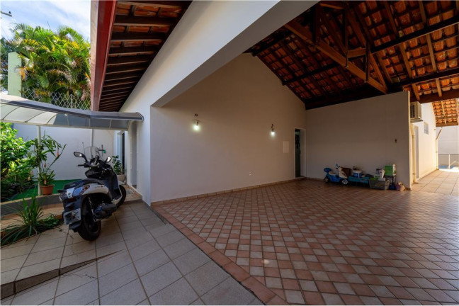 Casa com 3 Quartos à Venda, 291 m² em Jardim Das Samambaias - Jundiaí