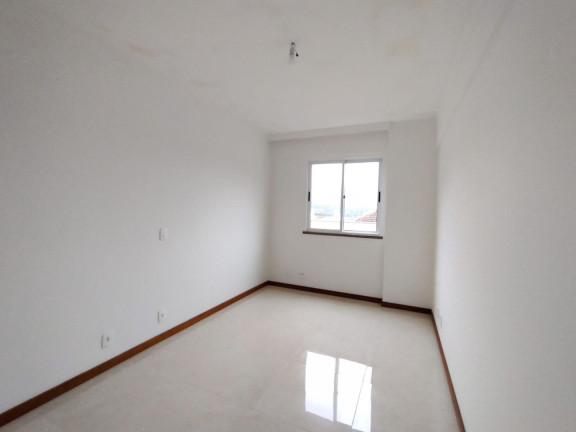 Imagem Imóvel com 3 Quartos à Venda, 112 m² em Tijuca - Teresópolis