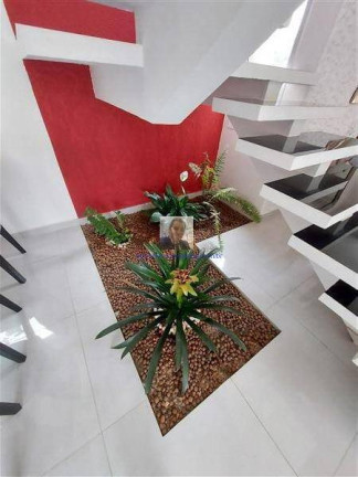 Imagem Casa com 3 Quartos à Venda, 212 m² em Jardim Atalaia - Cotia Imagem Casa com 3 Quartos à Venda, 212 m² em Jardim Atalaia - Cotia
