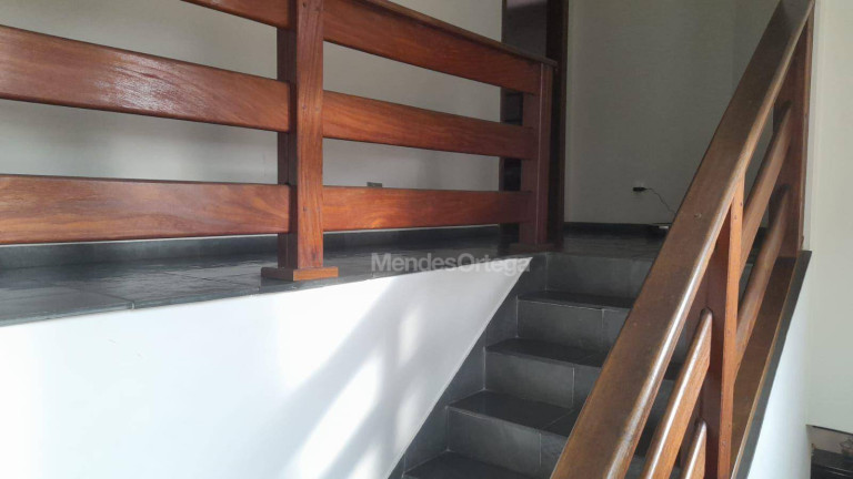 Imagem Casa com 3 Quartos à Venda, 260 m² em Jardim Santa Rosália - Sorocaba Imagem Casa com 3 Quartos à Venda, 260 m² em Jardim Santa Rosália - Sorocaba