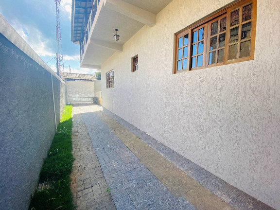 Imagem Casa com 3 Quartos à Venda, 300 m² em Centro - Mairiporã