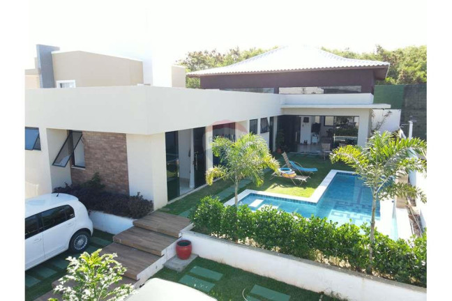 Casa de Condomínio com 4 Quartos à Venda, 199 m² em Guarajuba - Camaçari