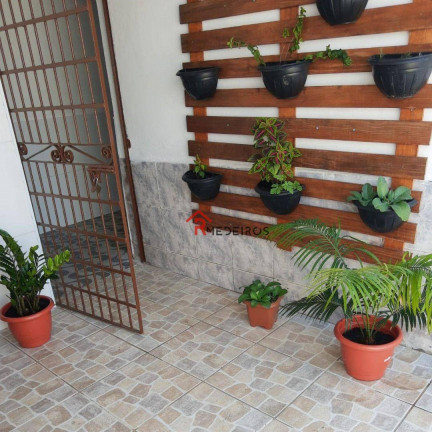 Imagem Casa com 2 Quartos à Venda, 81 m² em Ocian - Praia Grande