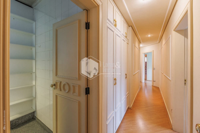 Imagem Apartamento com 4 Quartos à Venda, 188 m² em Vila Uberabinha - São Paulo