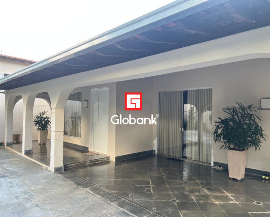 Imagem Casa com 3 Quartos à Venda, 240 m² em Jardim Panorama - Montes Claros Imagem Casa com 3 Quartos à Venda, 240 m² em Jardim Panorama - Montes Claros