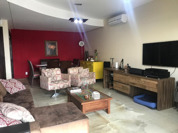 Casa com 3 Quartos à Venda, 200 m² em Alto Petrópolis - Porto Alegre