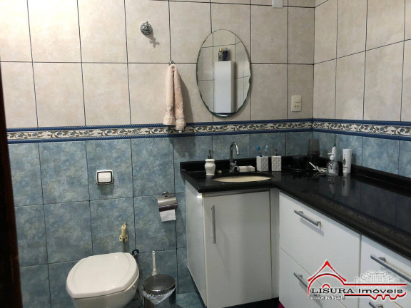 Imagem Casa com 3 Quartos à Venda, 235 m² em Loteamento Villa Branca - Jacareí