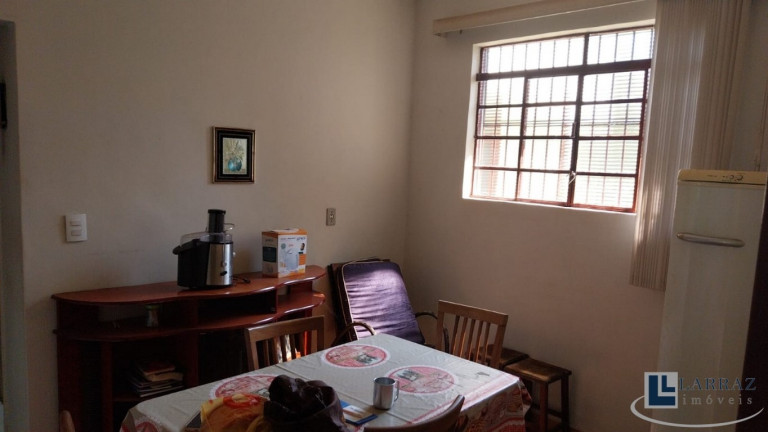 Imagem Casa com 2 Quartos à Venda, 96 m² em Sumarezinho - Ribeirão Preto Imagem Casa com 2 Quartos à Venda, 96 m² em Sumarezinho - Ribeirão Preto