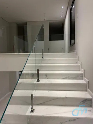 Imagem Casa com 3 Quartos à Venda, 266 m² em Botujuru - Mogi Das Cruzes Imagem Casa com 3 Quartos à Venda, 266 m² em Botujuru - Mogi Das Cruzes