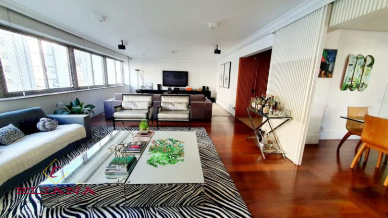 Imagem Apartamento com 3 Quartos à Venda, 234 m² em Santa Cecília - São Paulo Imagem Apartamento com 3 Quartos à Venda, 234 m² em Santa Cecília - São Paulo