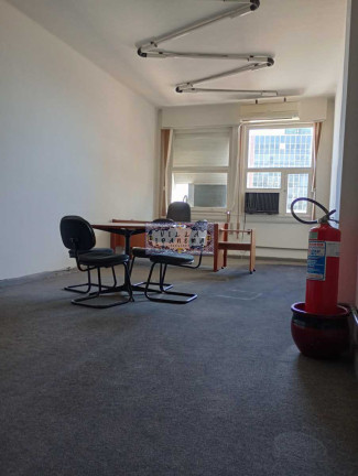 Imagem Sala Comercial à Venda ou Locação, 47 m² em Centro - Rio De Janeiro Imagem Sala Comercial à Venda ou Locação, 47 m² em Centro - Rio De Janeiro