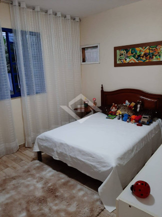 Imagem Casa com 3 Quartos à Venda, 175 m² em Campo Grande - Rio De Janeiro Imagem Casa com 3 Quartos à Venda, 175 m² em Campo Grande - Rio De Janeiro