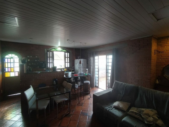 Imagem Casa com 5 Quartos à Venda, 180 m² em Riacho Fundo I - Brasília