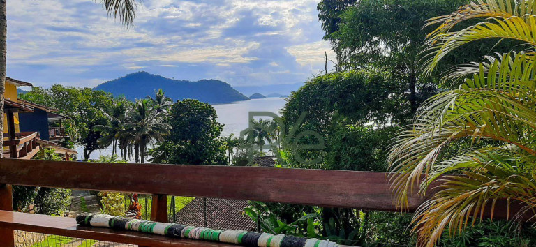 Imagem Casa com 5 Quartos à Venda, 200 m² em Vila Velha - Angra Dos Reis