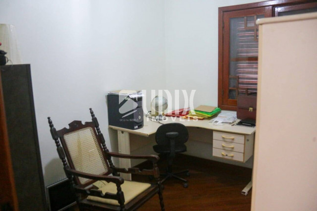 Imagem Casa com 5 Quartos à Venda, 500 m² em Parque Turf Club - Campos Dos Goytacazes