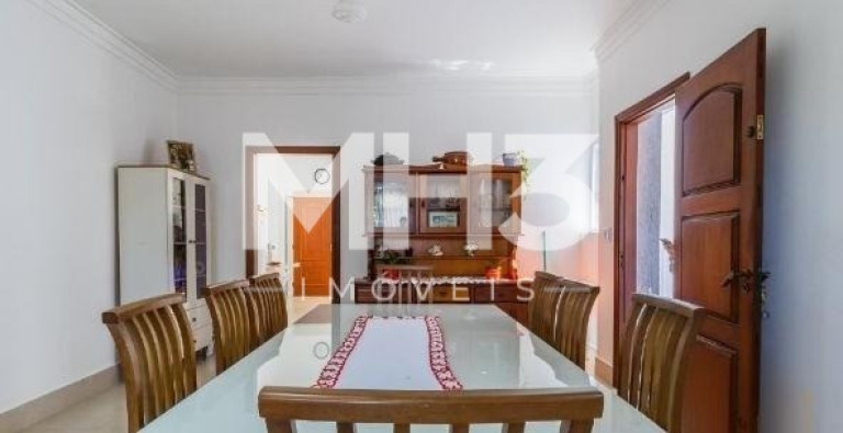 Casa com 4 Quartos à Venda, 270 m² em Jardim Magnólia - Campinas
