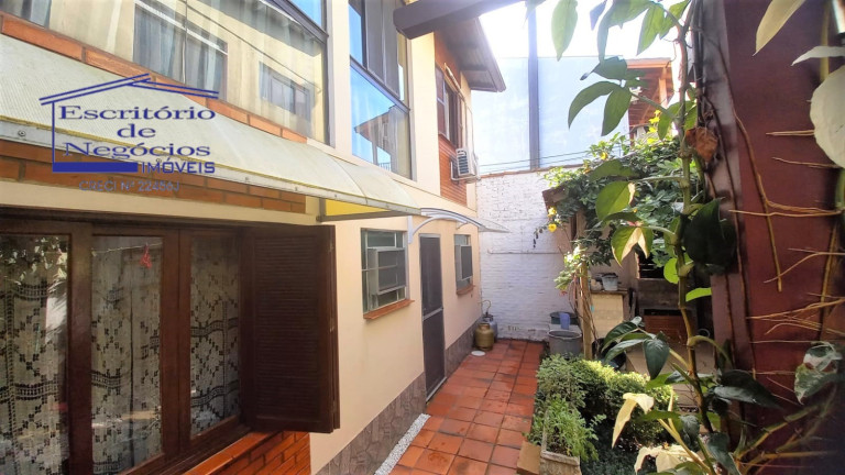Imagem Casa com 5 Quartos à Venda, 280 m² em Camaquã - Porto Alegre