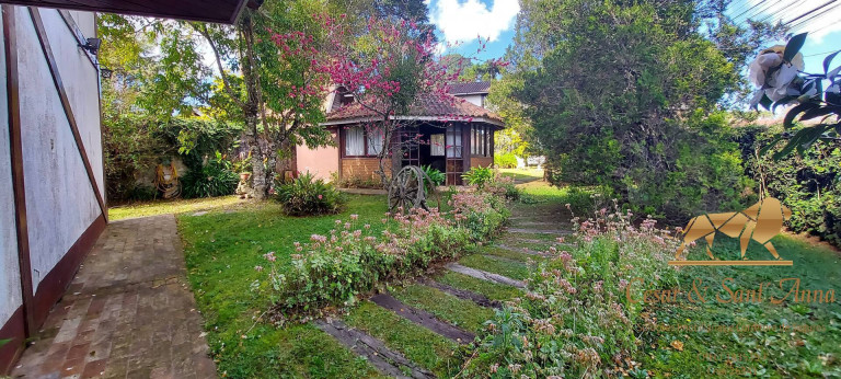 Imagem Casa com 6 Quartos à Venda, 1.300 m² em Alto Do Capivari - Campos Do Jordão