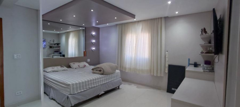 Imagem Casa com 1 Quarto à Venda, 120 m² em Vila Jacuí - São Paulo Imagem Casa com 1 Quarto à Venda, 120 m² em Vila Jacuí - São Paulo