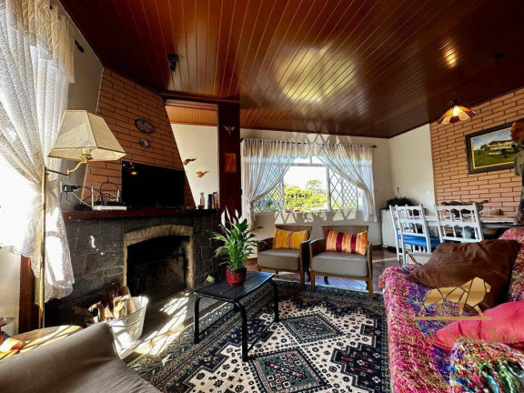Imagem Casa de Condomínio com 4 Quartos à Venda, 1.350 m² em Vale Encantado - Campos Do Jordão