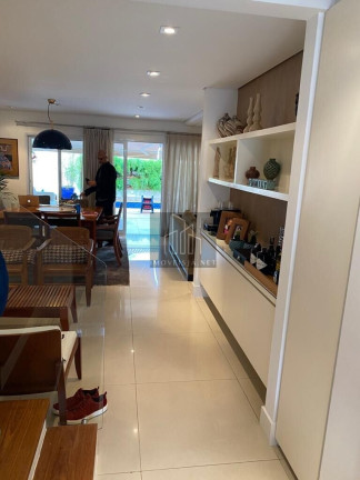 Imagem Casa com 3 Quartos à Venda, 230 m² em Tamboré - Santana De Parnaíba