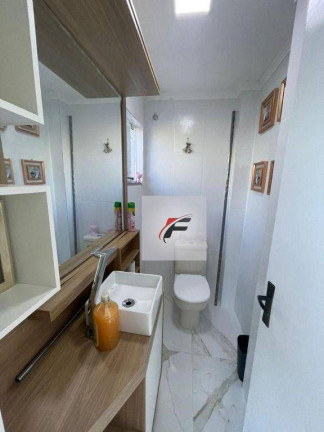 Imagem Sobrado com 4 Quartos à Venda, 350 m² em Campo De Santana - Curitiba