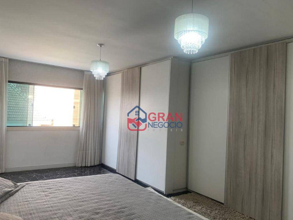 Imagem Sobrado com 3 Quartos para Alugar, 300 m² em Bairro Alto - Curitiba Imagem Sobrado com 3 Quartos para Alugar, 300 m² em Bairro Alto - Curitiba