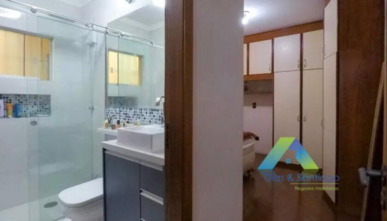 Imagem Casa com 4 Quartos à Venda, 250 m² em Vila Nair - São Paulo