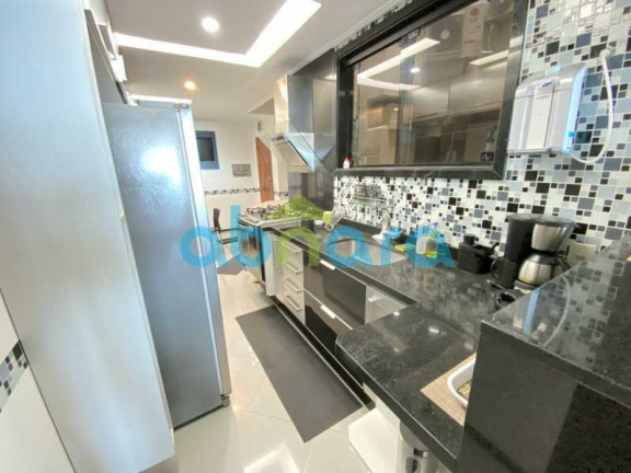 Imagem Apartamento com 3 Quartos à Venda, 155 m² em Copacabana - Rio De Janeiro Imagem Apartamento com 3 Quartos à Venda, 155 m² em Copacabana - Rio De Janeiro