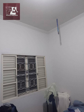 Imagem Casa com 3 Quartos à Venda, 225 m² em Vila São Roque - Lorena