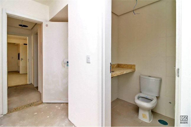 Imagem Imóvel com 2 Quartos à Venda,  em São João - Porto Alegre