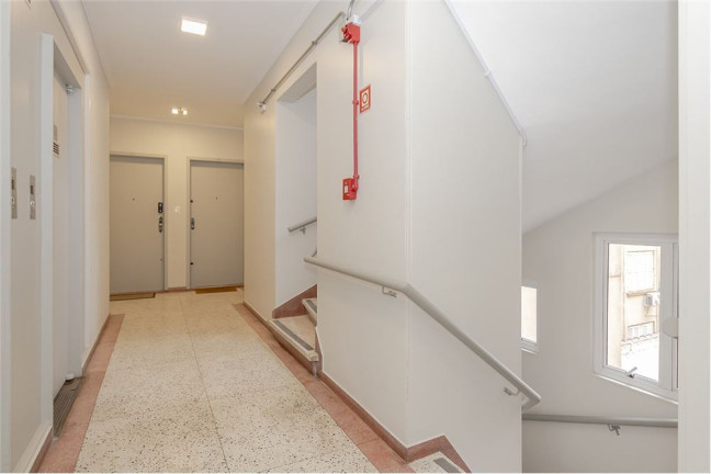 Imagem Apartamento com 3 Quartos à Venda, 95 m² em Centro Histórico - Porto Alegre