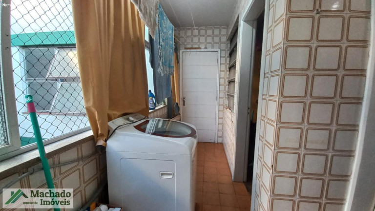 Imagem Apartamento com 3 Quartos à Venda, 128 m² em Centro - Santa Maria
