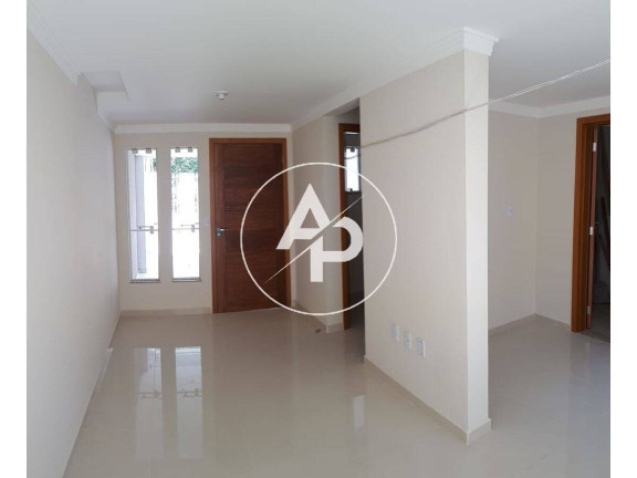 Imagem Sobrado com 4 Quartos à Venda, 136 m² em Estrela - Ponta Grossa