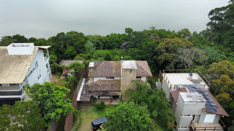 Imagem Imóvel com 3 Quartos à Venda, em Praia Do Rosa - Imbituba Imagem Imóvel com 3 Quartos à Venda, em Praia Do Rosa - Imbituba