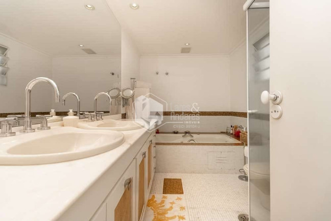 Imagem Casa com 3 Quartos à Venda, 308 m² em Alto De Pinheiros - São Paulo Imagem Casa com 3 Quartos à Venda, 308 m² em Alto De Pinheiros - São Paulo