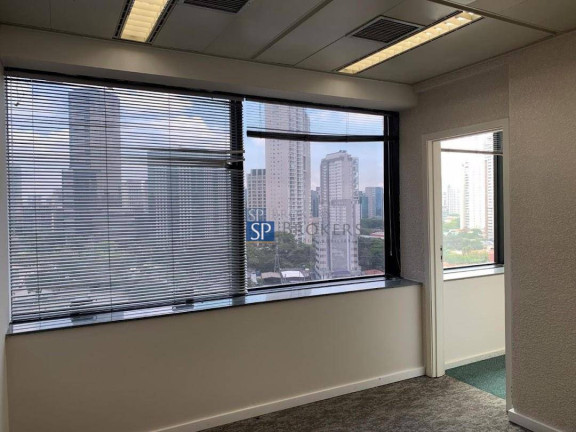 Imagem Sala Comercial à Venda ou Locação, 588 m² em Brooklin - São Paulo Imagem Sala Comercial à Venda ou Locação, 588 m² em Brooklin - São Paulo