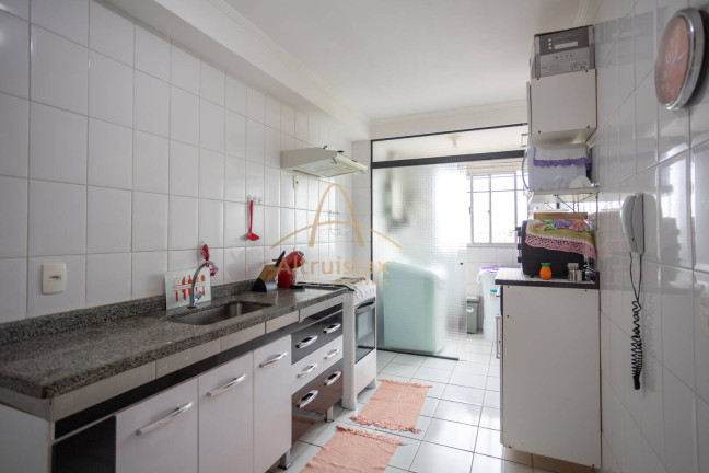 Imagem Apartamento com 2 Quartos à Venda, 63 m² em Bussocaba - Osasco