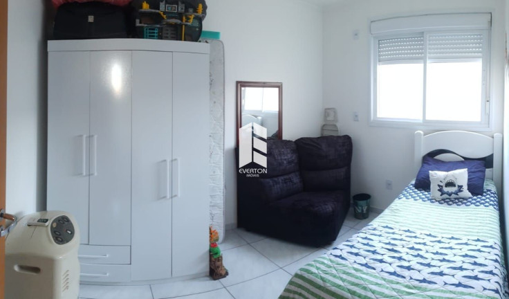 Imagem Apartamento com 2 Quartos à Venda, 72 m² em Duque De Caxias - Santa Maria