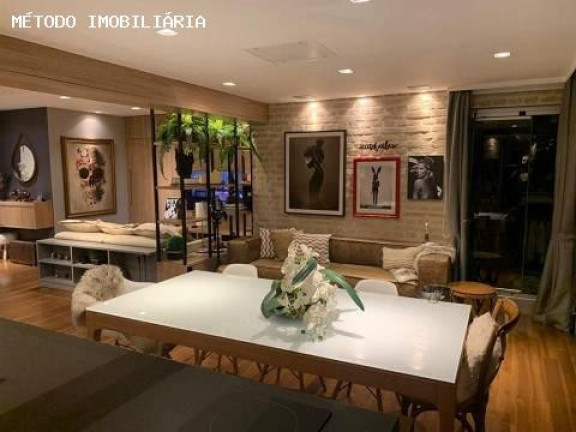 Imagem Imóvel com 2 Quartos à Venda, 121 m² em Pinheiros - São Paulo