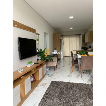 Imagem Casa com 2 Quartos à Venda,  em Tabuleiro - Camboriú