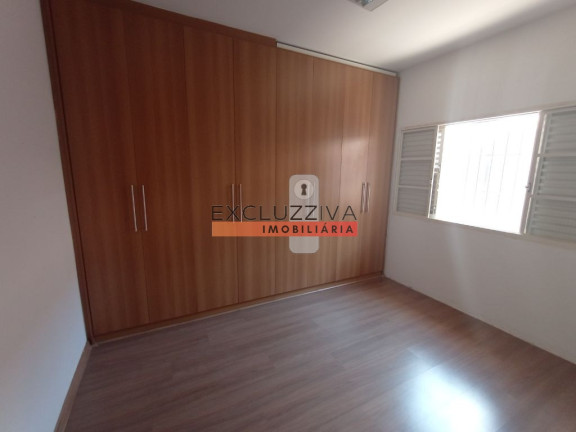 Imagem Casa com 3 Quartos à Venda, 350 m² em Loteamento Chácaras Pastorelli - Taubaté