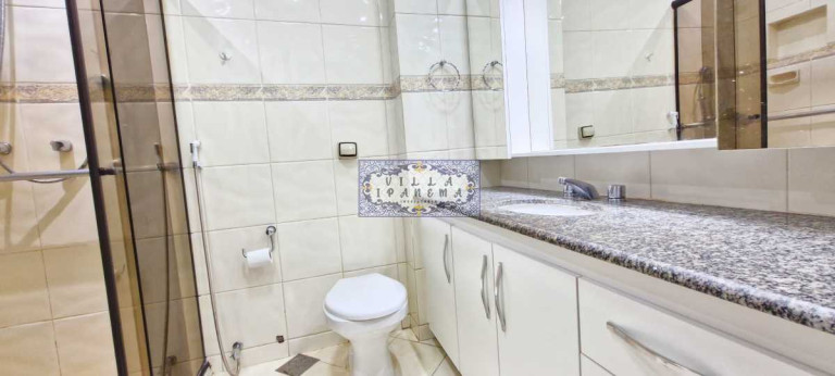Imagem Apartamento com 3 Quartos à Venda, 185 m² em Copacabana - Rio De Janeiro Imagem Apartamento com 3 Quartos à Venda, 185 m² em Copacabana - Rio De Janeiro