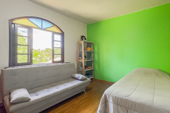 Imagem Casa com 5 Quartos à Venda, 208 m² em Parque Dos Maias - Porto Alegre