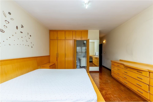 Imagem Casa com 3 Quartos à Venda, 230 m² em Jabaquara - São Paulo Imagem Casa com 3 Quartos à Venda, 230 m² em Jabaquara - São Paulo