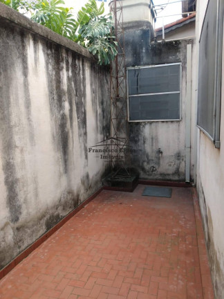 Imagem Casa com 4 Quartos à Venda, 156 m² em Centro - Guaratinguetá