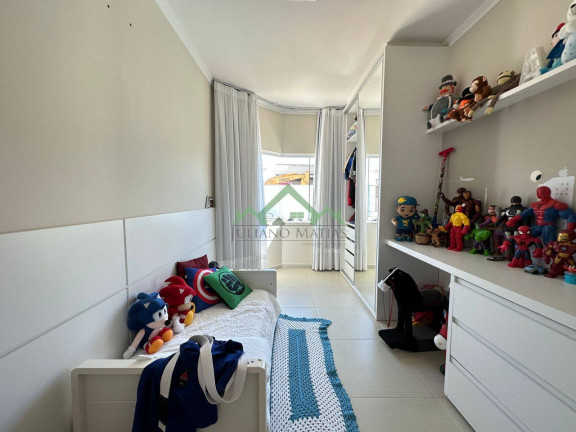 Imagem Casa com 3 Quartos à Venda, 670 m² em Centro - Balneário Barra Do Sul