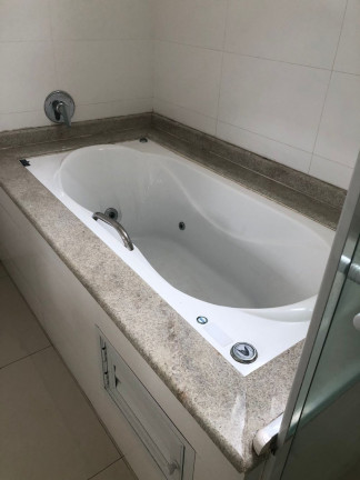 Imagem Apartamento com 3 Quartos para Alugar, 129 m² em Centro - Balneário Camboriú Imagem Apartamento com 3 Quartos para Alugar, 129 m² em Centro - Balneário Camboriú