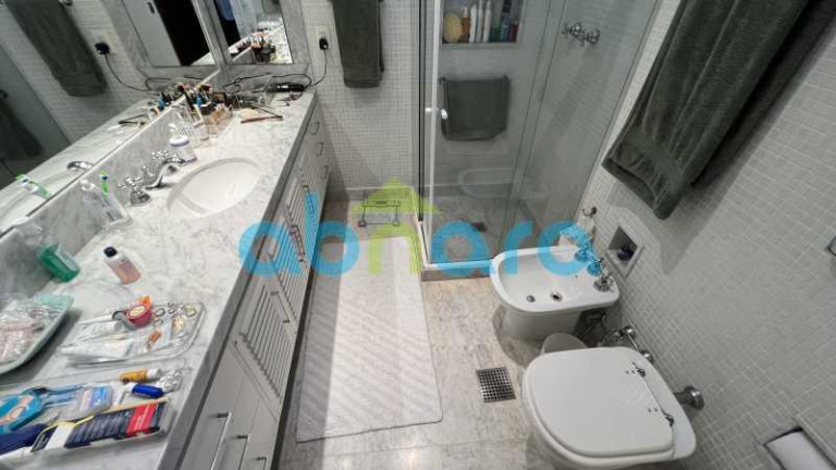 Imagem Apartamento com 5 Quartos à Venda, 260 m² em Ipanema - Rio De Janeiro Imagem Apartamento com 5 Quartos à Venda, 260 m² em Ipanema - Rio De Janeiro